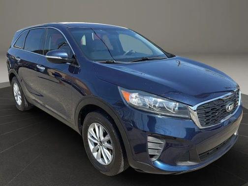 Blue 2019 Kia Sorento LX