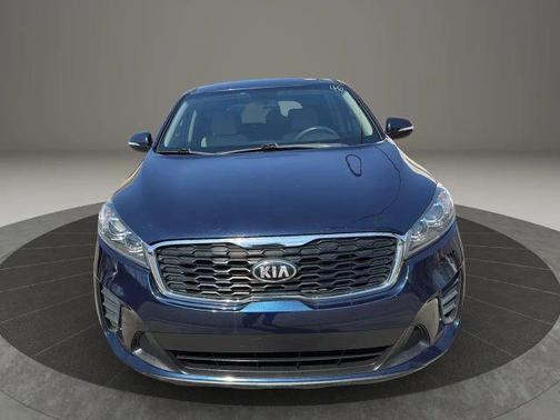 Blue 2019 Kia Sorento LX