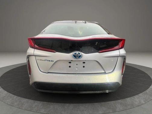 2021 Toyota Prius Prime LE