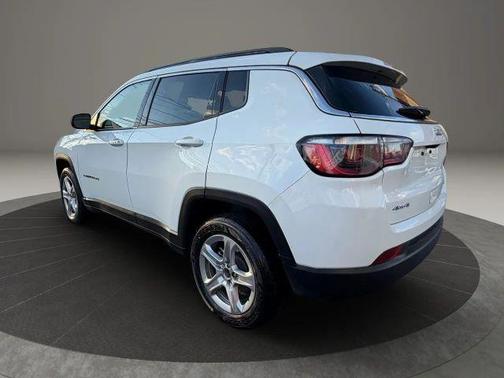 2023 Jeep Compass Latitude