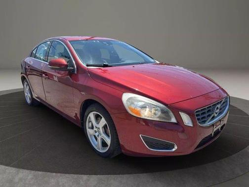 2013 Volvo S60 T5