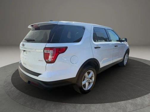 2018 Ford Explorer Base