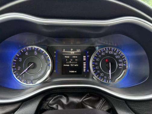 2016 Chrysler 200 Limited
