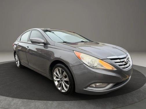 2011 Hyundai SONATA SE