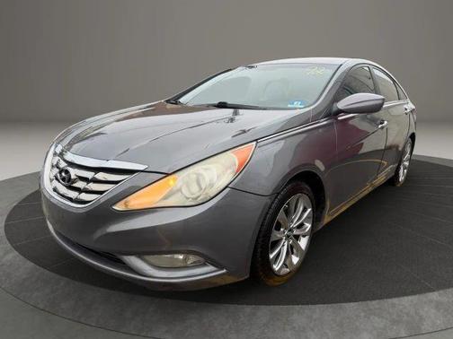2011 Hyundai SONATA SE