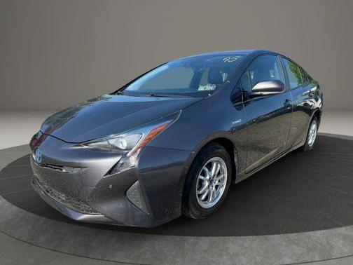 Gray 2018 Toyota Prius Four