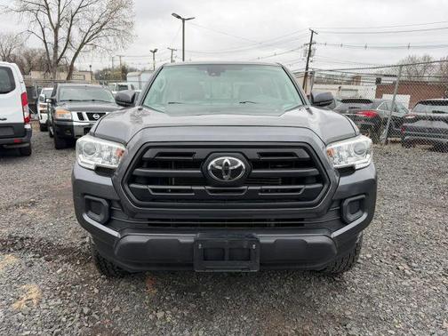 2019 Toyota Tacoma SR