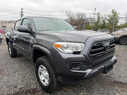 2019 Toyota Tacoma SR