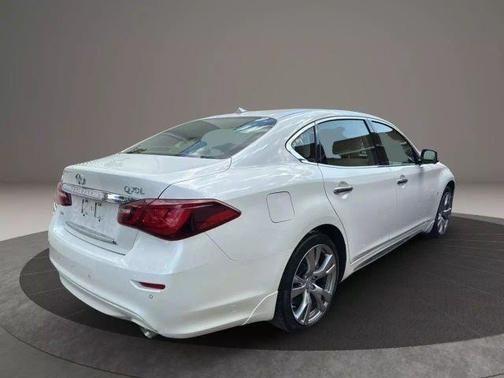 2016 INFINITI Q70L 3.7X