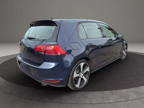 2017 Volkswagen Golf GTI S 4-Door