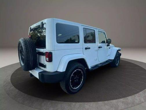 2012 Jeep Wrangler Unlimited Sahara