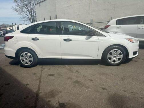 2018 Ford Focus S