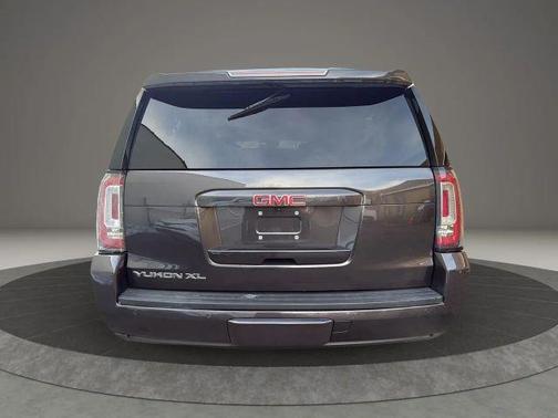 2017 GMC Yukon XL SLT