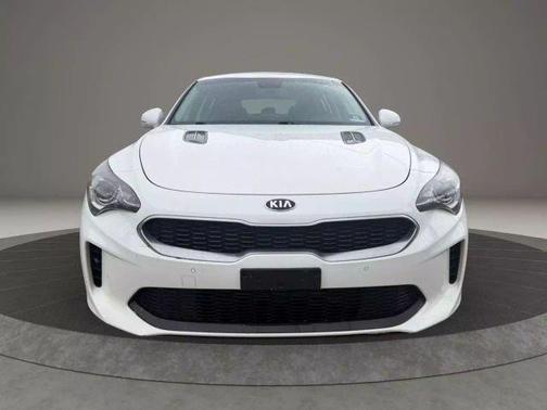 2019 Kia Stinger Base