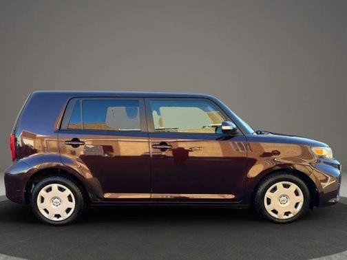 2012 Scion xB Release Series 9.0