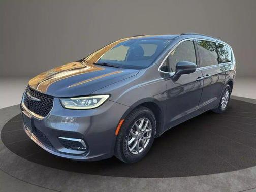 2022 Chrysler Pacifica Touring