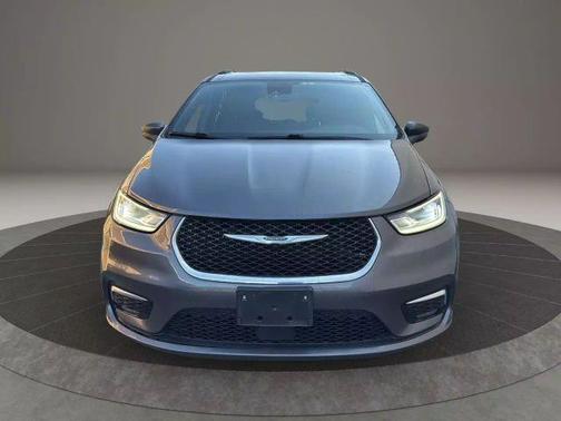 2022 Chrysler Pacifica Touring