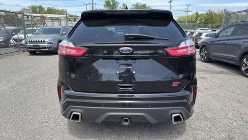 2020 Ford Edge ST