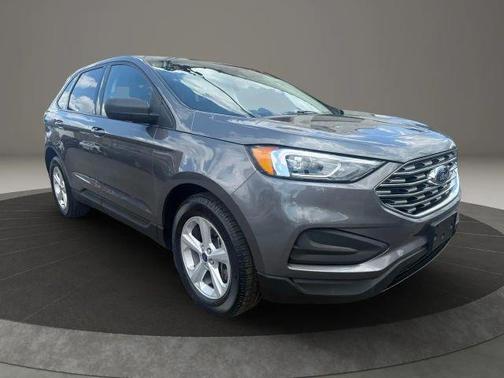 2021 Ford Edge SE