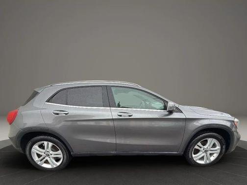 2018 Mercedes-Benz GLA 250 Base 4MATIC