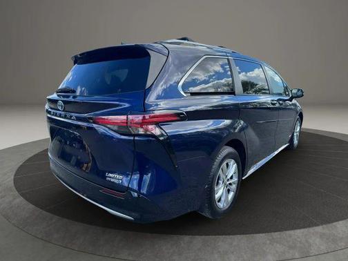 Blue 2021 Toyota Sienna Limited