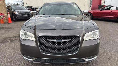 2019 Chrysler 300 Limited
