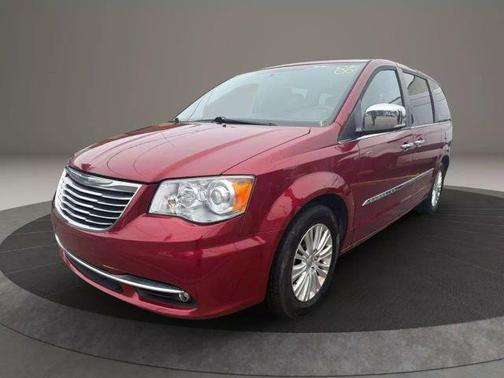 2015 Chrysler Town & Country Limited Platinum
