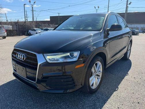 Brilliant Black 2018 Audi Q3 2.0T Premium