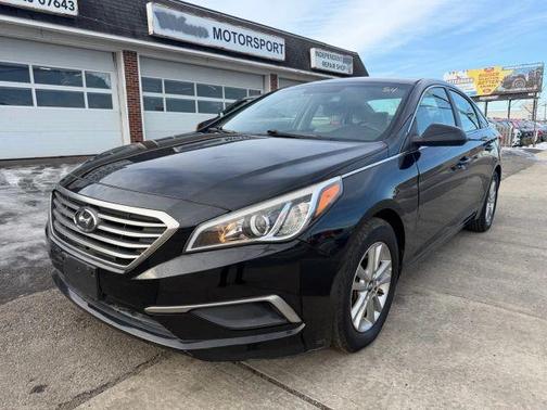 2016 Hyundai SONATA SE