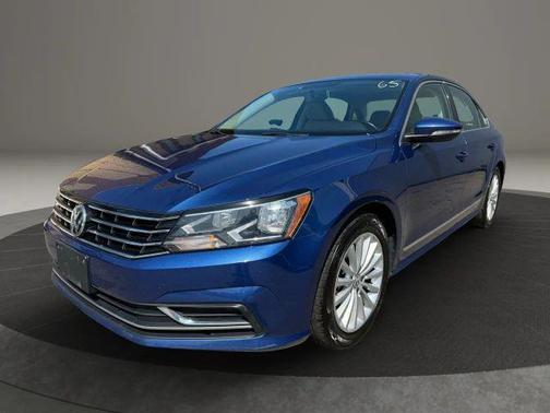 2016 Volkswagen Passat 1.8T SE