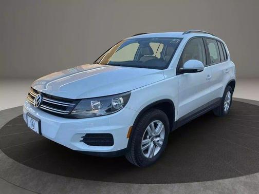 2016 Volkswagen Tiguan S