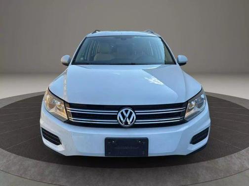 2016 Volkswagen Tiguan S