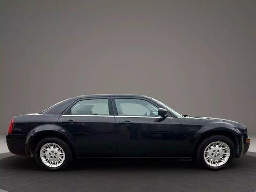 2007 Chrysler 300 Base