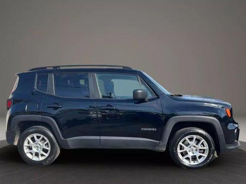 2022 Jeep Renegade Latitude