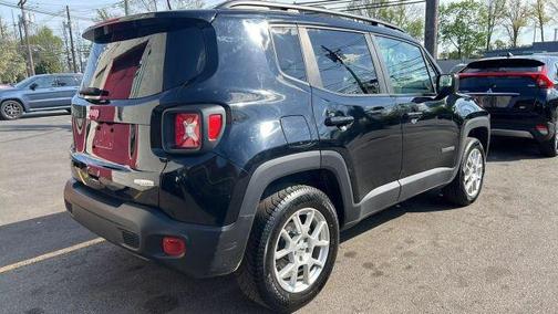 2022 Jeep Renegade Latitude