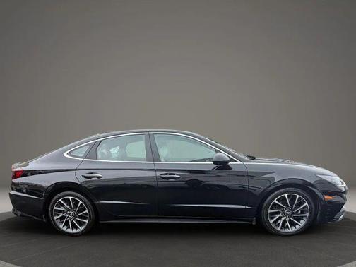 2020 Hyundai SONATA Limited