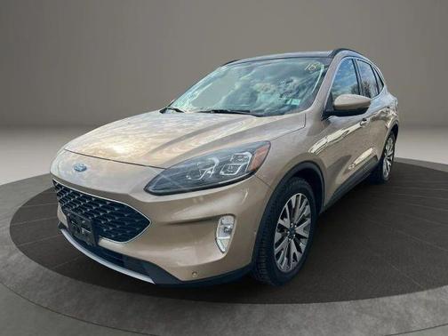 2020 Ford Escape Titanium Hybrid