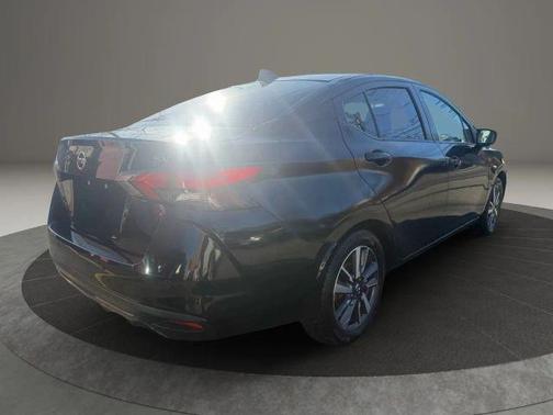 2021 Nissan Versa 1.6 SV