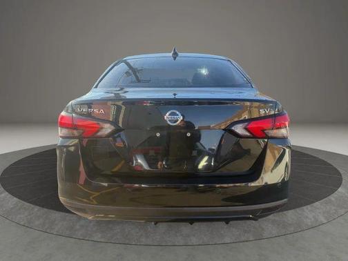2021 Nissan Versa 1.6 SV