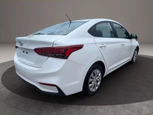 2021 Hyundai Accent SE