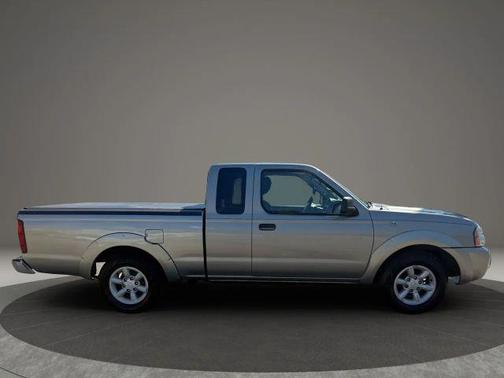 2004 Nissan Frontier XE King Cab