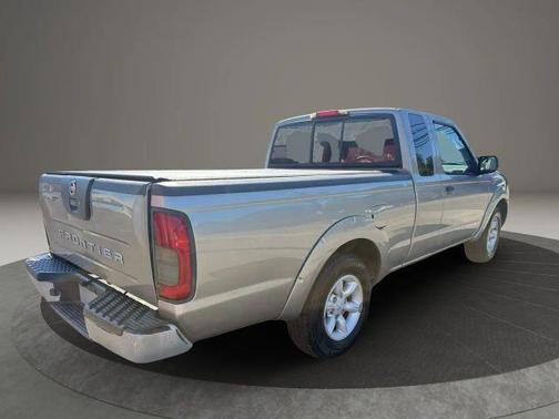 2004 Nissan Frontier XE King Cab