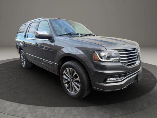 2016 Lincoln Navigator Select