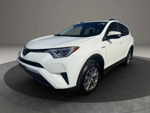 2018 Toyota RAV4 Hybrid LE