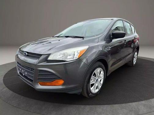 2016 Ford Escape S