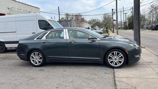 2015 Lincoln MKZ Base