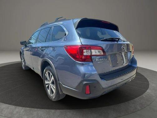 Twilight Blue Metallic 2018 Subaru Outback 3.6R Limited