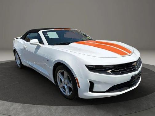 White 2019 Chevrolet Camaro 1LT