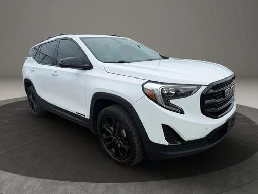 White 2021 GMC Terrain SLE