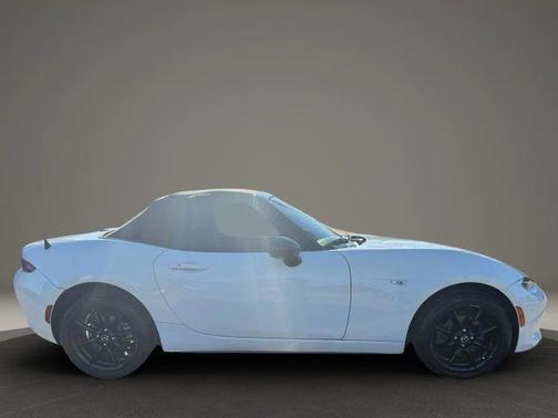 2020 Mazda MX-5 Miata Sport